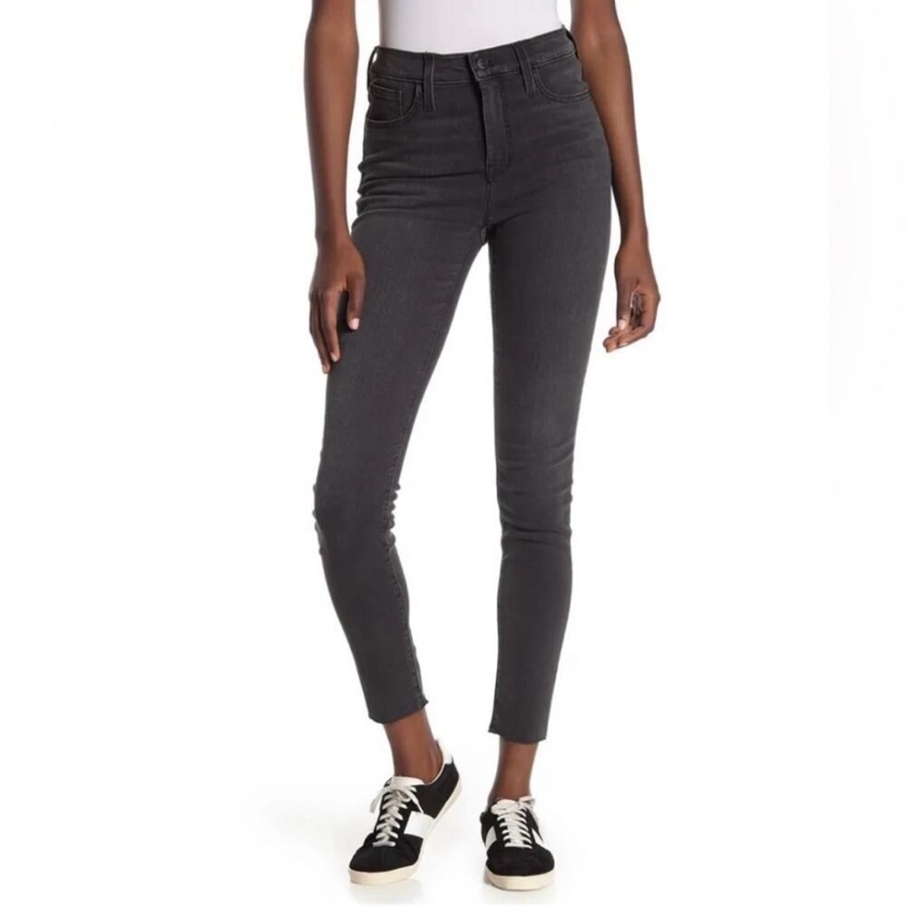 Madewell Washed Black 9" Mid-Rise Skinny Jeans
